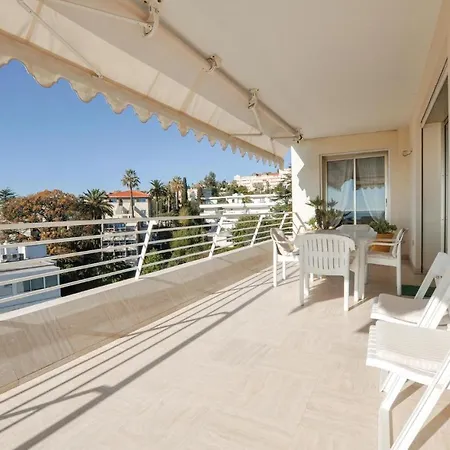 Stunning In With 3 Bedrooms And Wifi Apartment Cannes